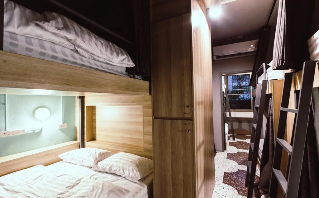 Merge Hostel
