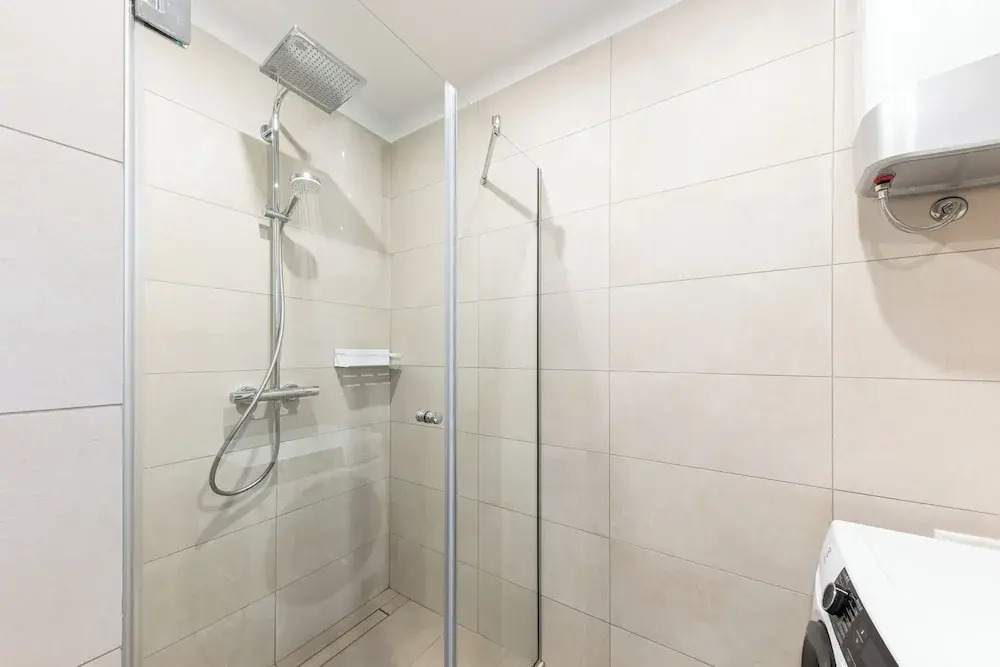 Olive Leaf - Ground Floor Apartment