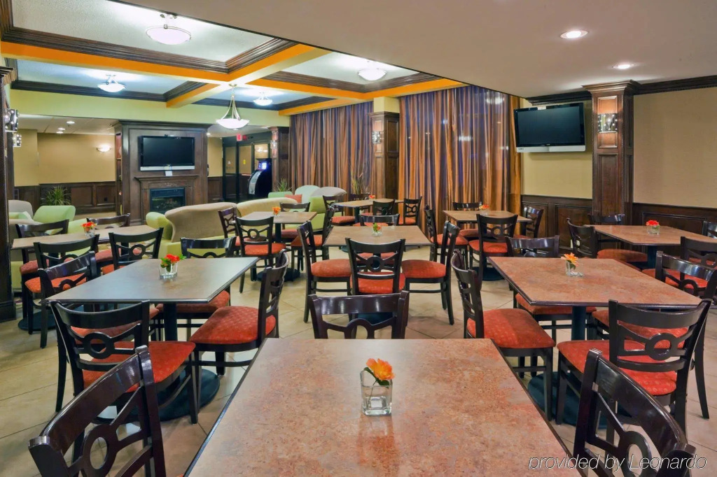 Holiday Inn Express Washington DC East- Andrews AFB by IHG