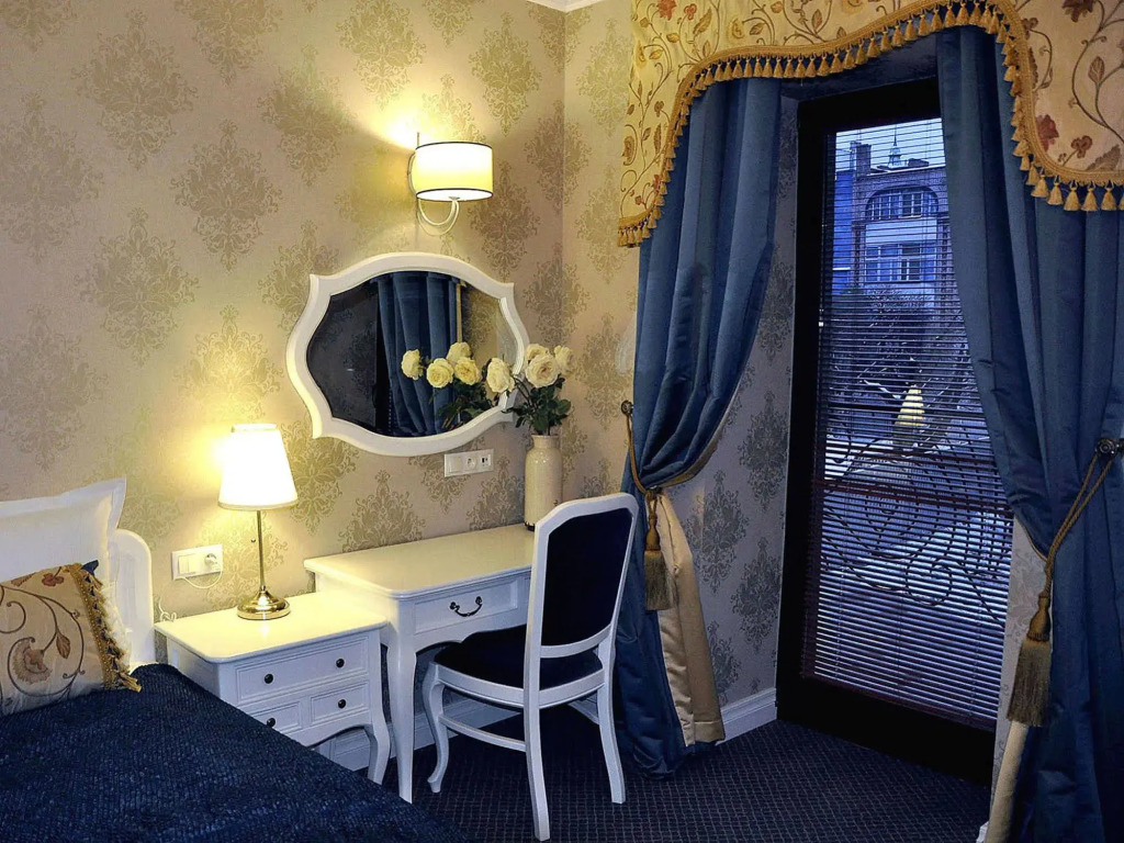 SleepWalker Boutique Suites