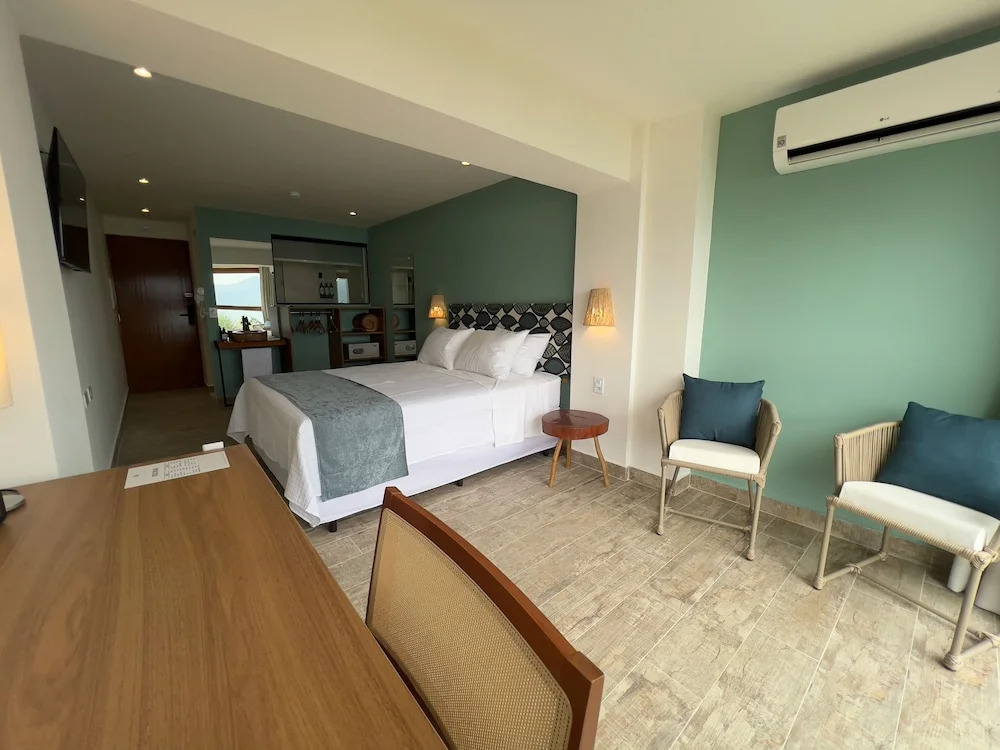 Catalina Hotel