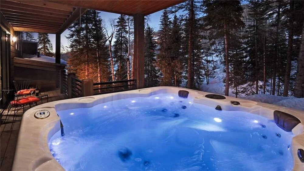 Granite Falls Chalet