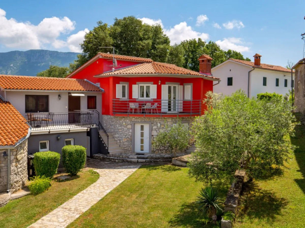 House Diana Garda