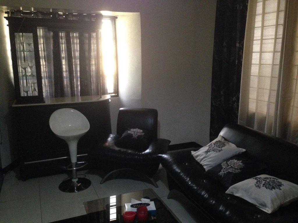 Khalinirah Guest House