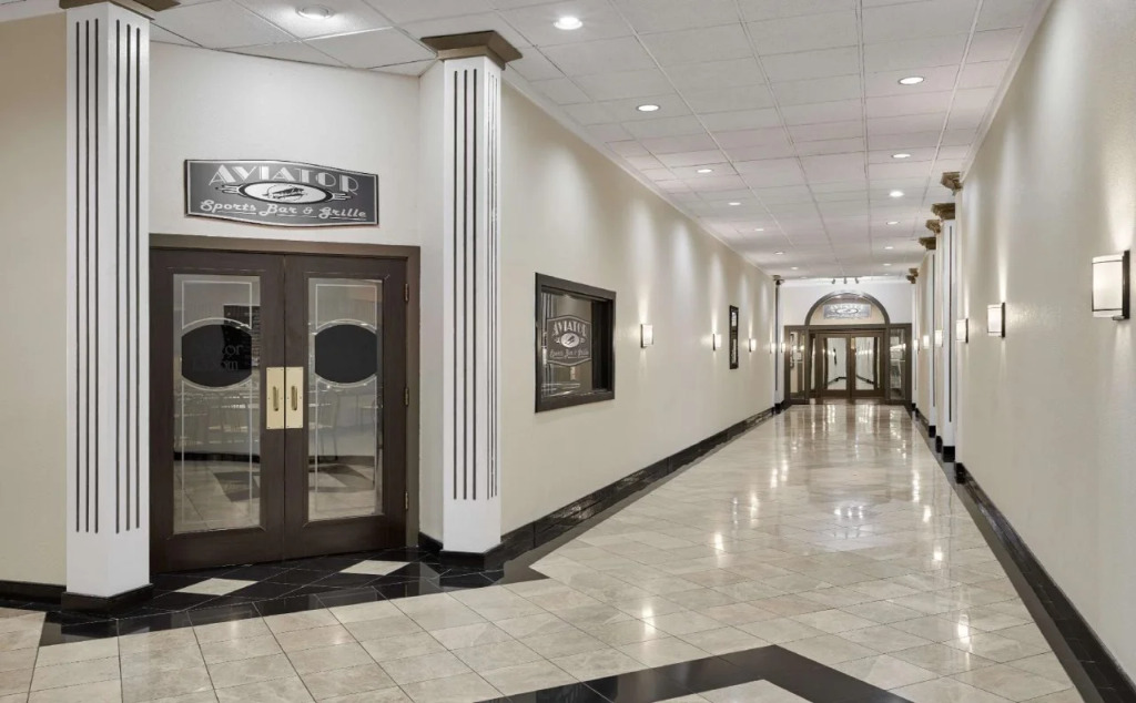 Best Western Plus Milwaukee Airport Hotel & Conference Center
