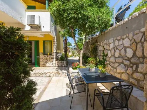 Apartments Neno 1