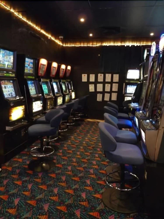 Coal n Cattle Hotel Motel