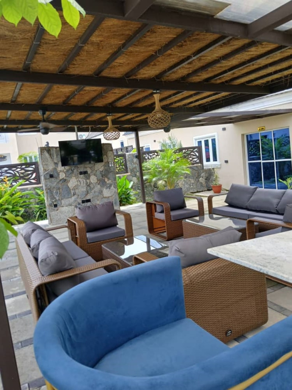 Stallion Luxury Suites