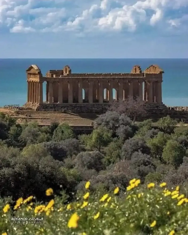 La Scala di Atena