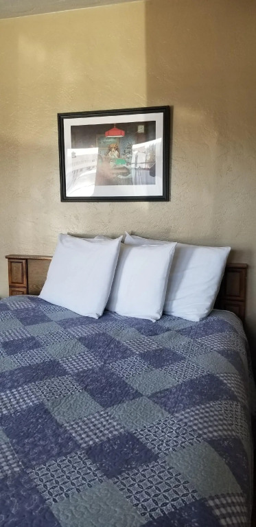 Lighthouse Inn