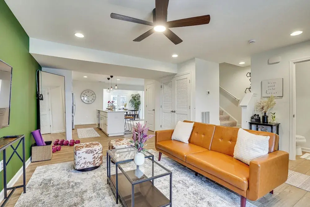 Great for Families! Townhome 9 Mi to Harpers Ferry