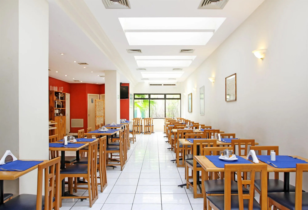 Travel Inn Conde Luciano