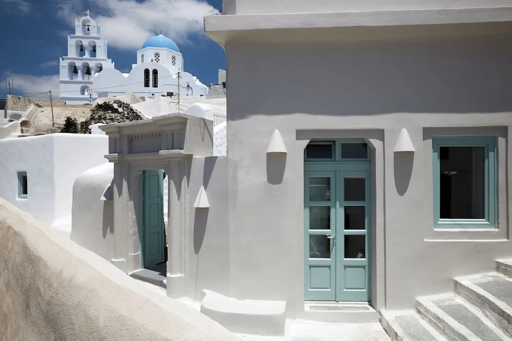 Valsamo Luxury Homes & Suites