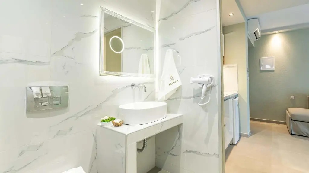 Estelle Family Luxury Apartments & Suites