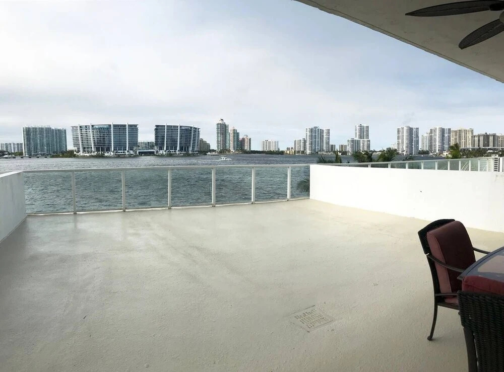 Le Marina Bay 304 - Condo 3 People, Sunny Isles