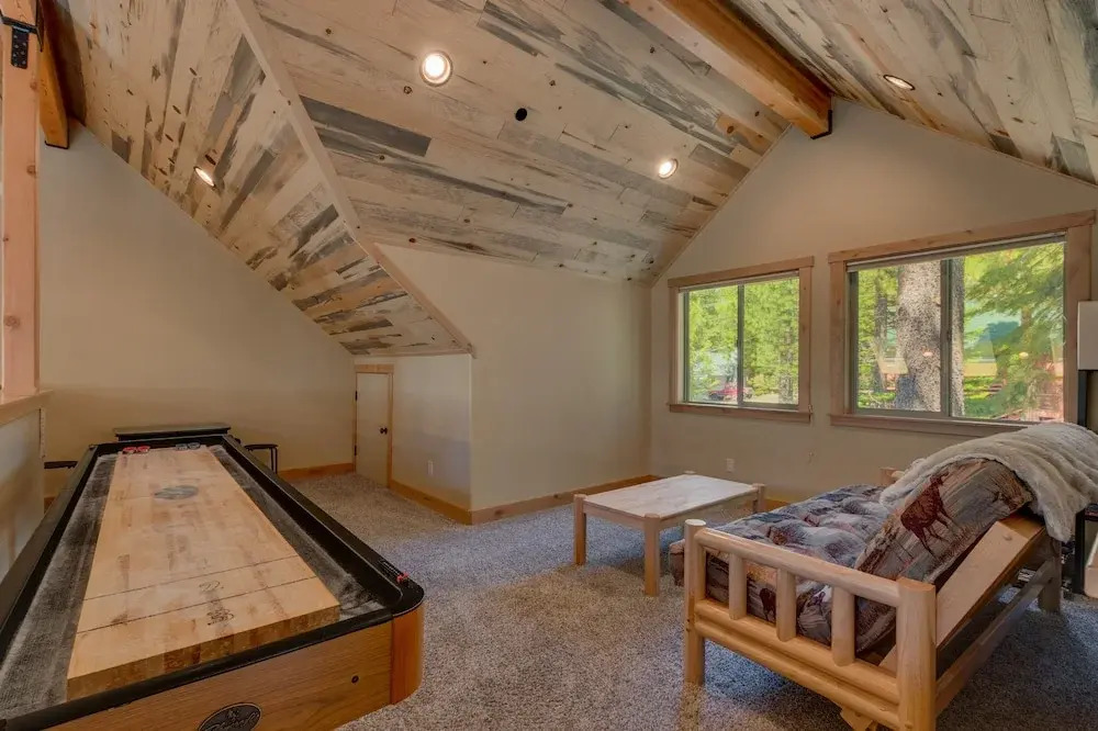 The Westlands Lodge 1135ac 4 Bedroom Home