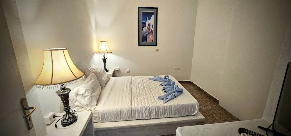 Santorini Studios Pleasure