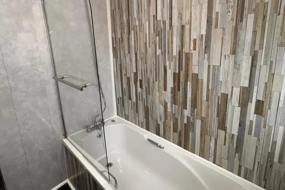 House - Sleeps 6 - Pet Friendly - Garden - Parking