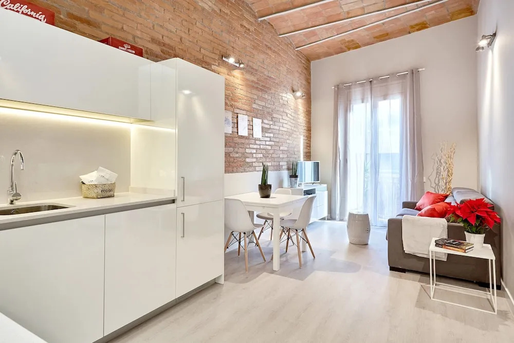 Urban District Apartments - Barcelona Smart Vintage Lofts and Apartments