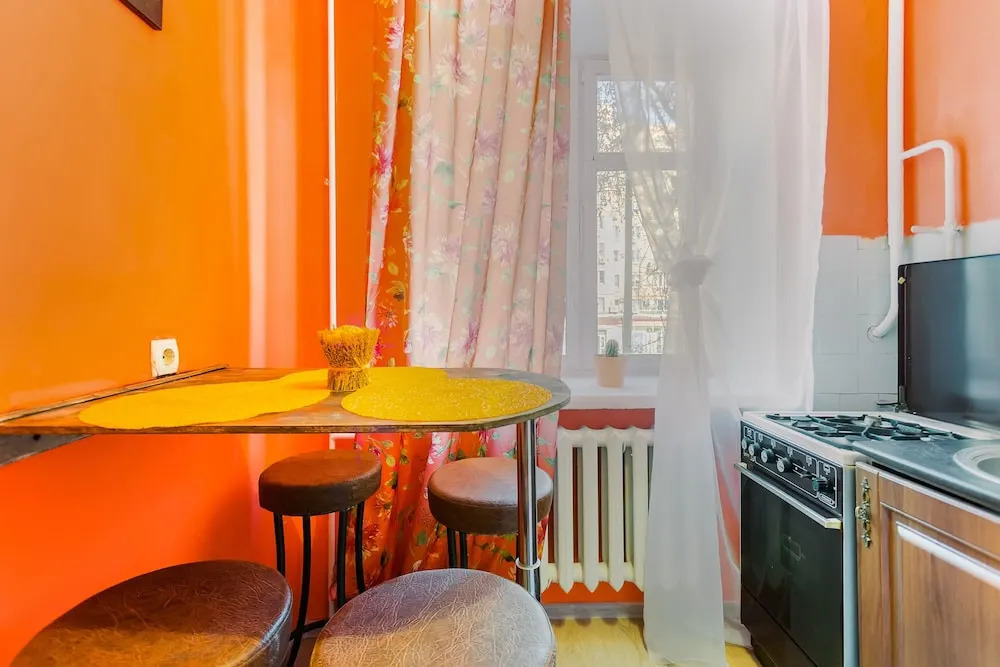 Apartment on Komsomolsky Prospekt 34