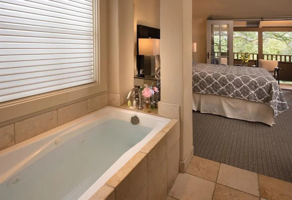 Carmel Country Inn