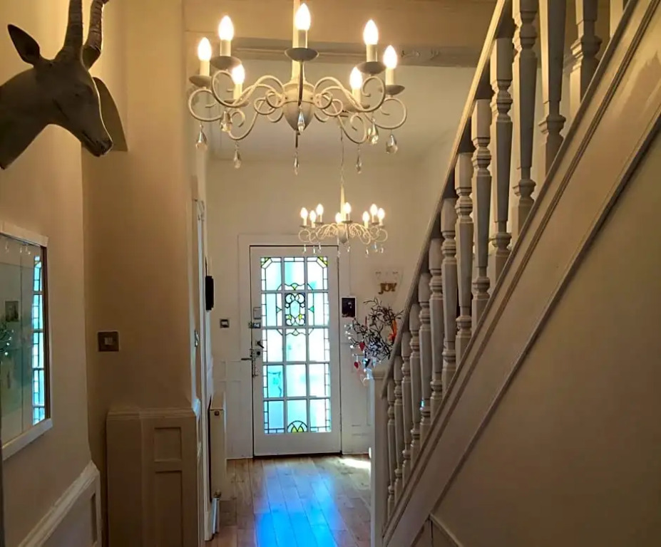 Giffnock Rooms