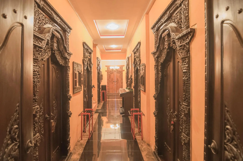 RedDoorz Syariah near Margahayu Raya