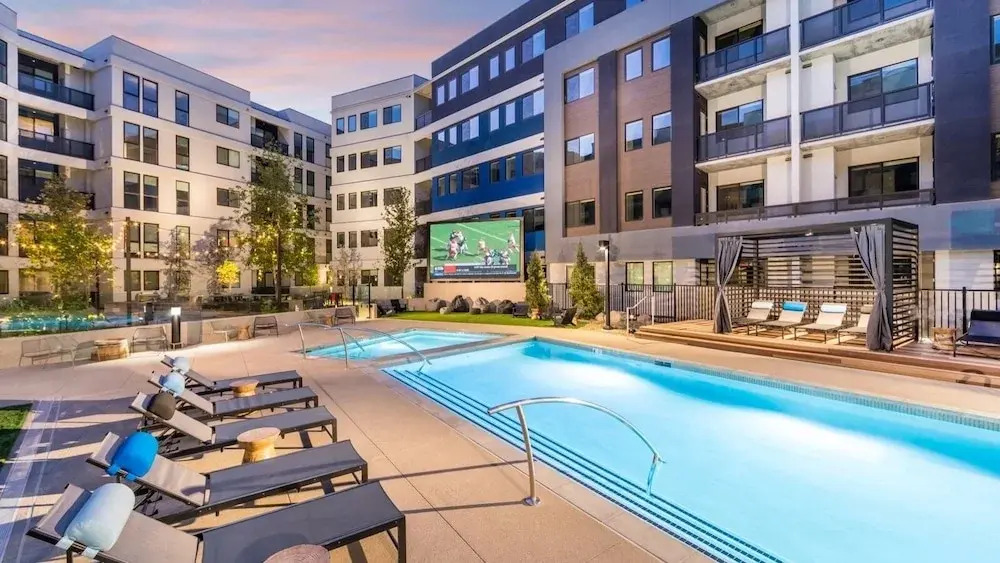 Landing Apartments - Emory at RED
