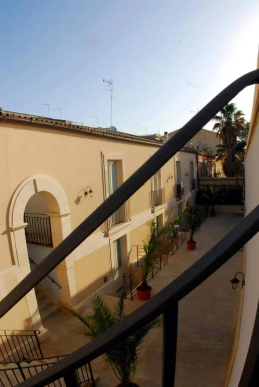 Boutique Hotel Molo Santa Lucia