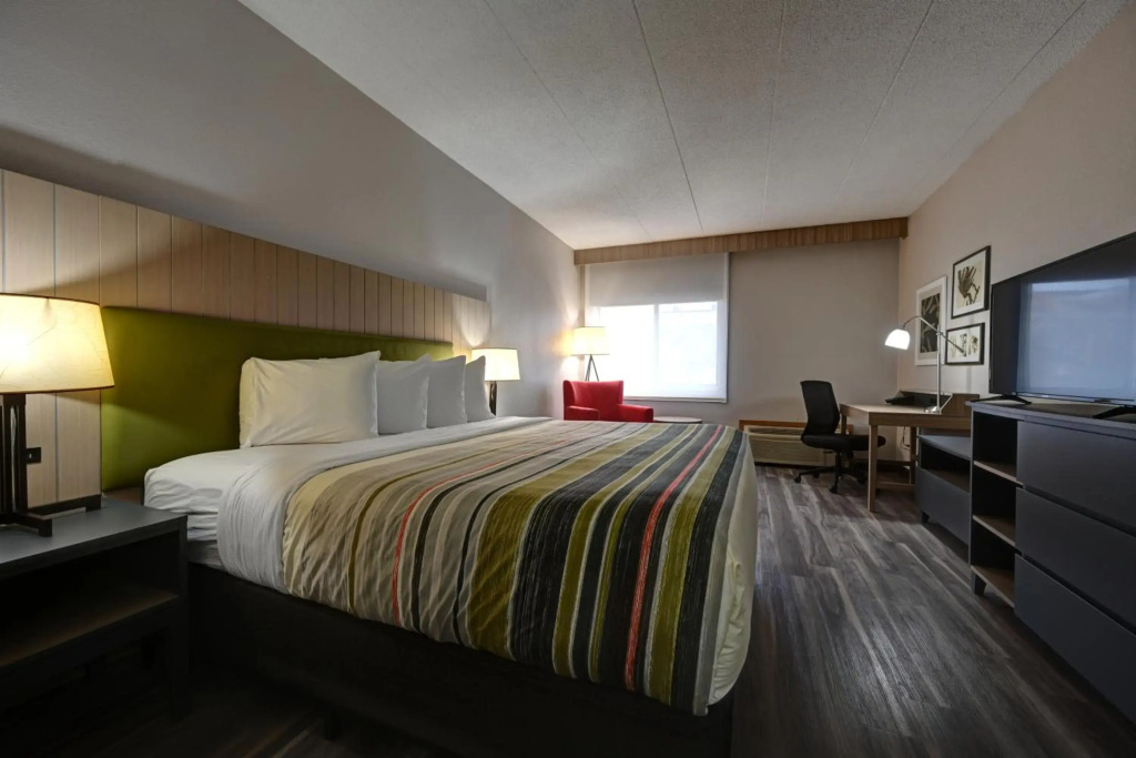 Kings Inn Hotel & Conference Center