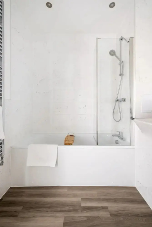 Stylish London Flat - Private Terrace - City View