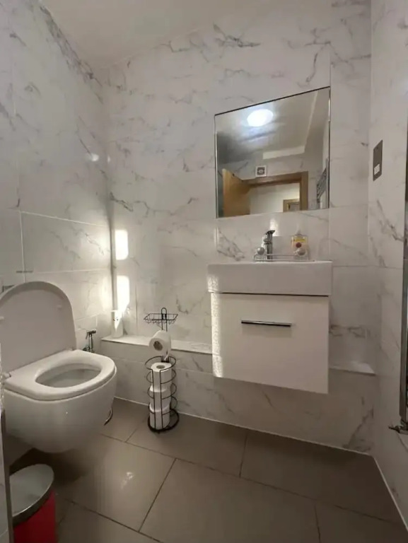 4 Guests - 2 Bedrooms - Quick Links Central London