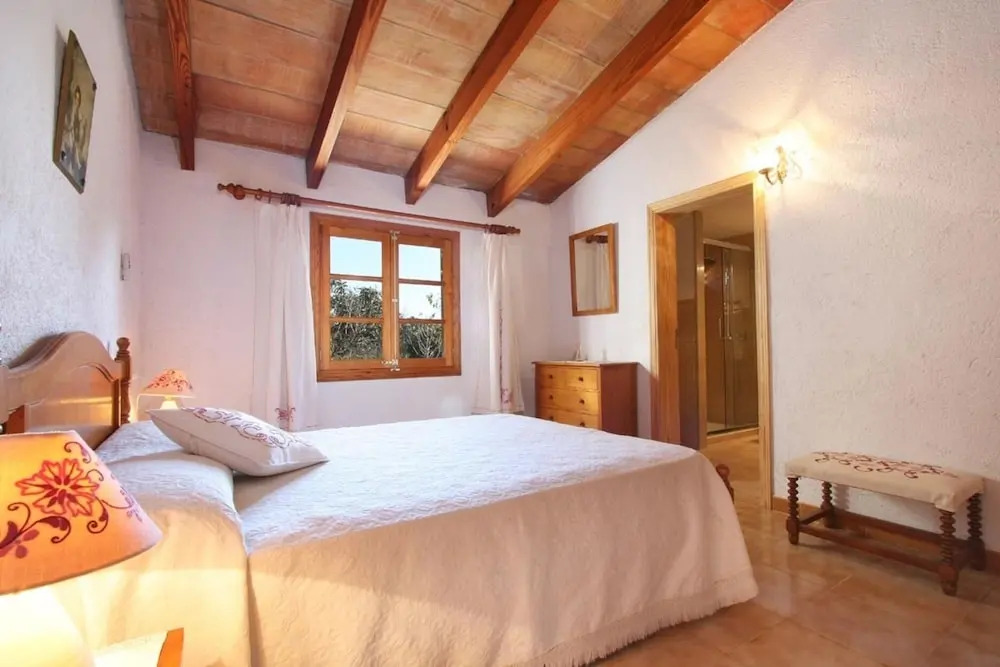 Villa - 3 Bedrooms with Pool - 103171