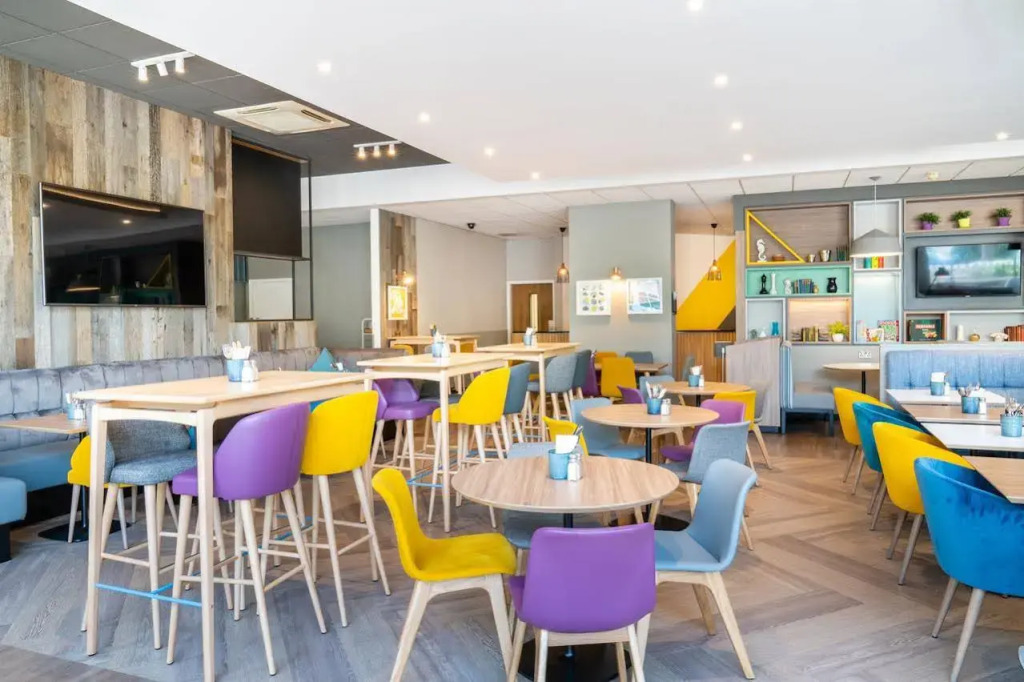 Holiday Inn Bournemouth by IHG