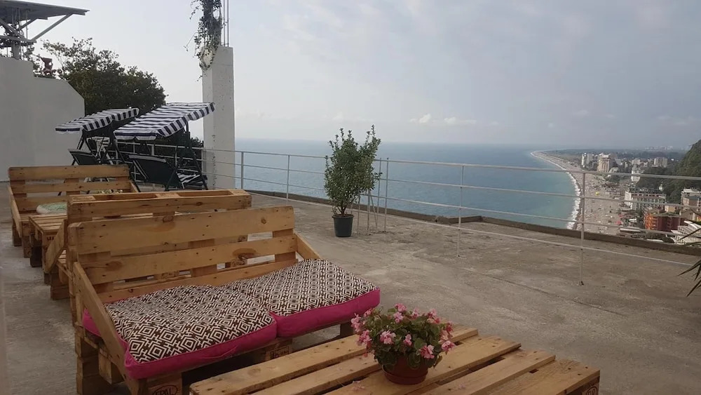 Calypso Kvariati Inn