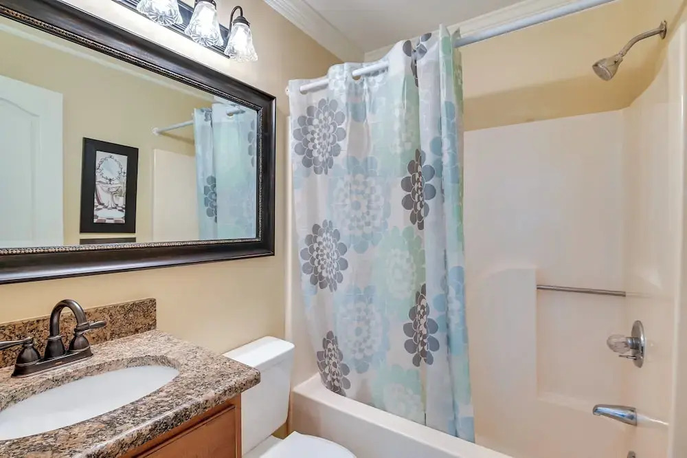 Beachfront Murrells Inlet Home - Walk to Pier!
