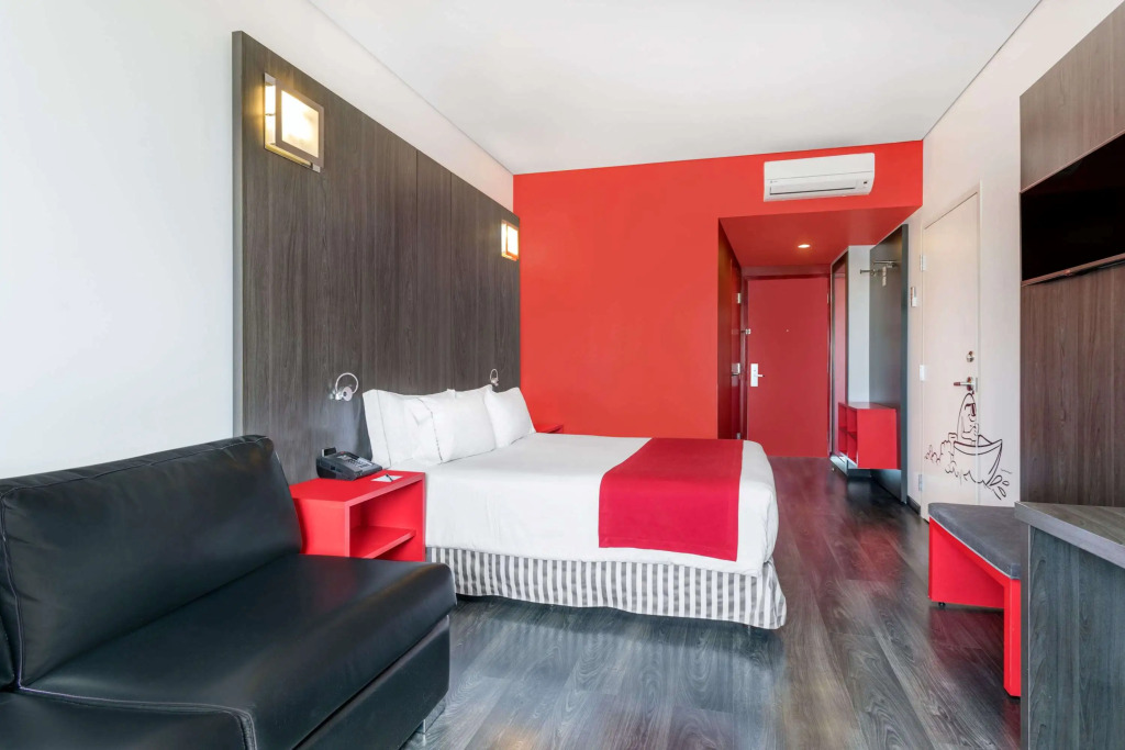 Ramada Encore by Wyndham Queretaro