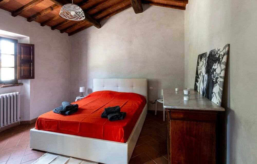 Amazing Home in Mercatale Val D'arno With Wifi and 2 Bedrooms