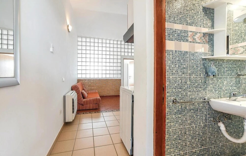 Amazing Home in Mandre With Wifi and 1 Bedrooms