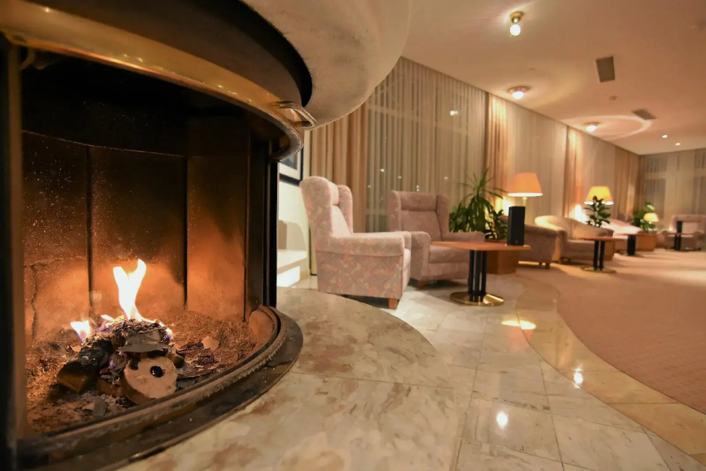 Reduce Hotel Thermal Adults only
