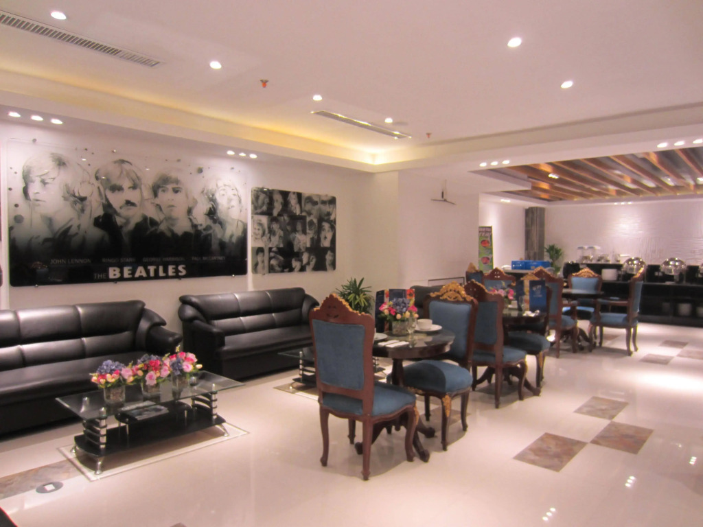 Icon Hotel Timog