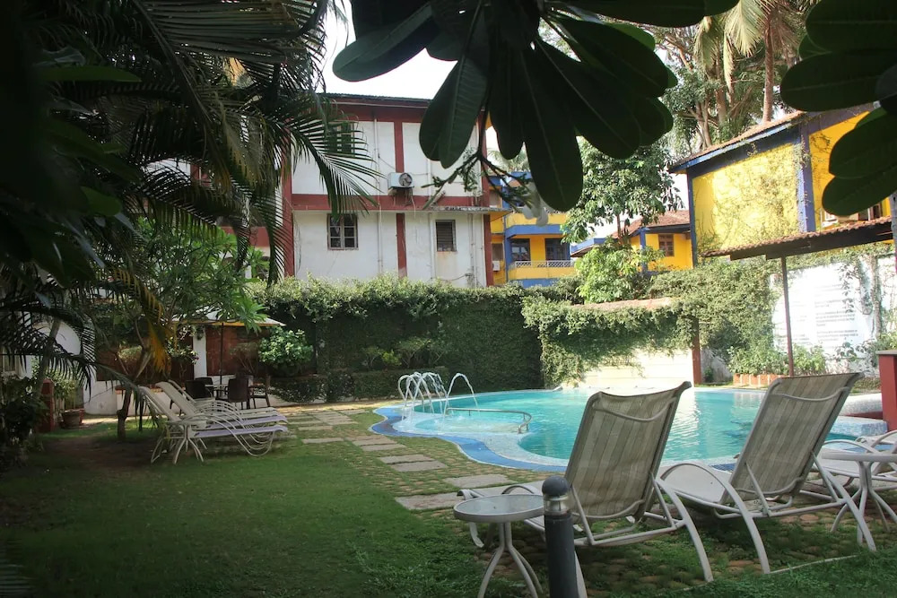 OYO 9360 Home Peaceful 1BHK Apartment Calangute