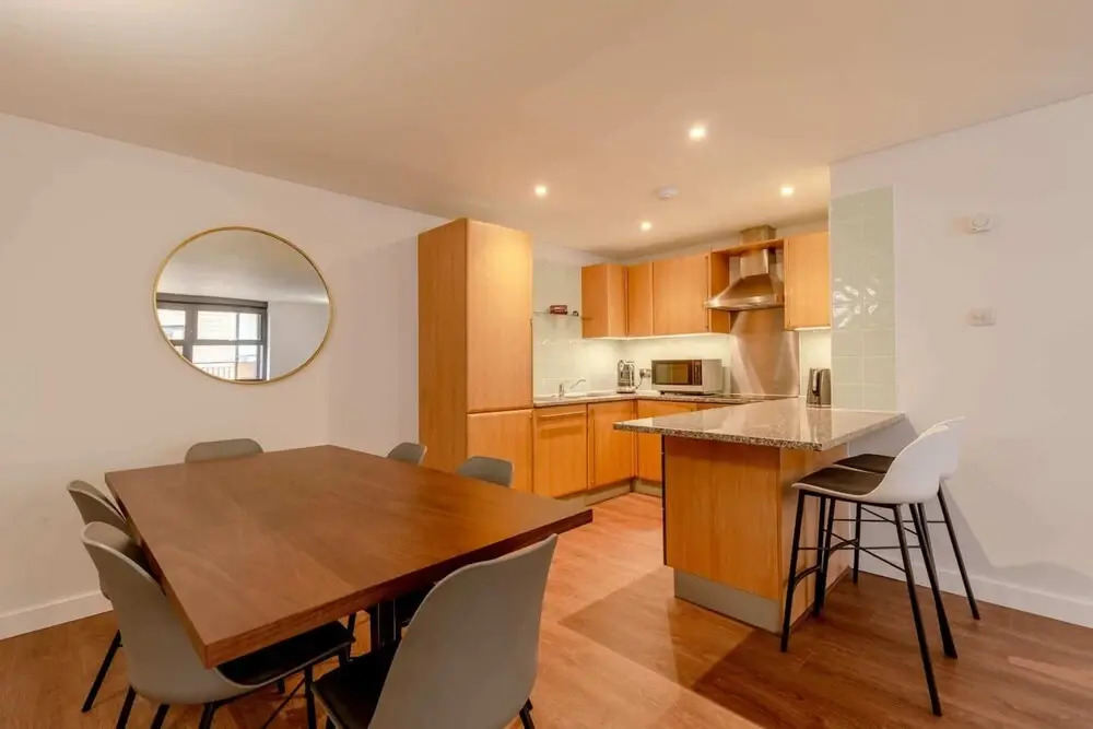Modern And Spacious 2 Bedroom in Central London