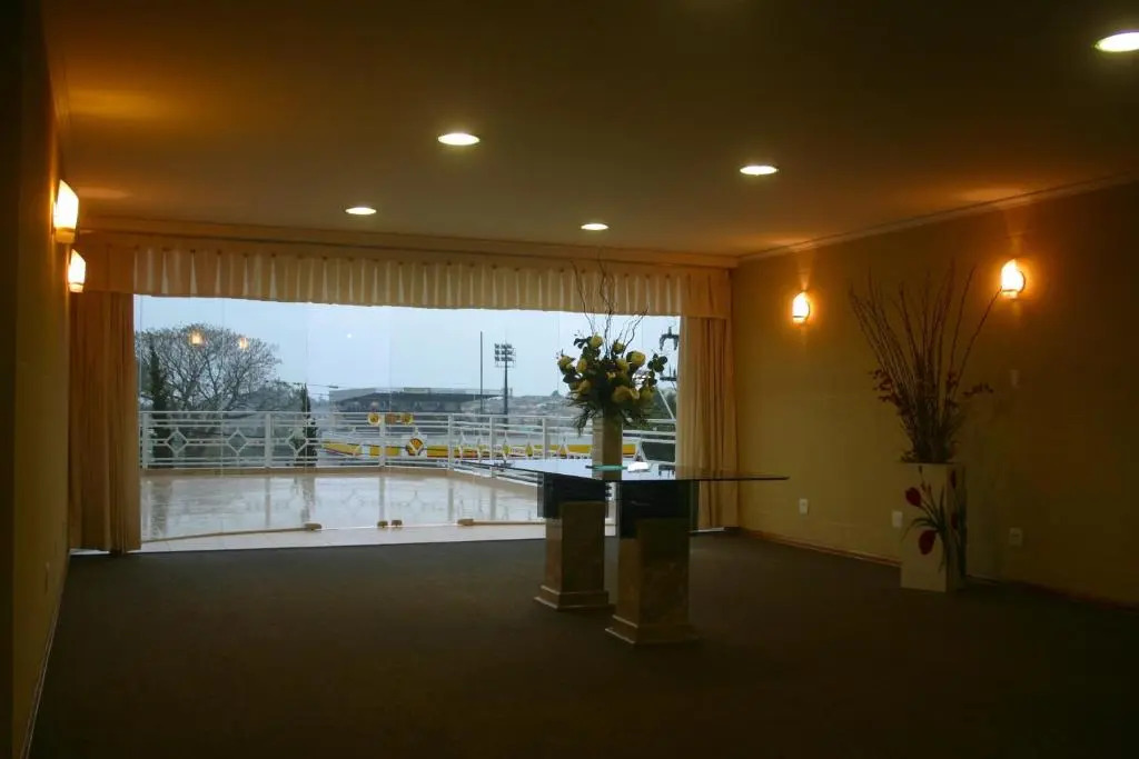 Barbur Plaza Hotel