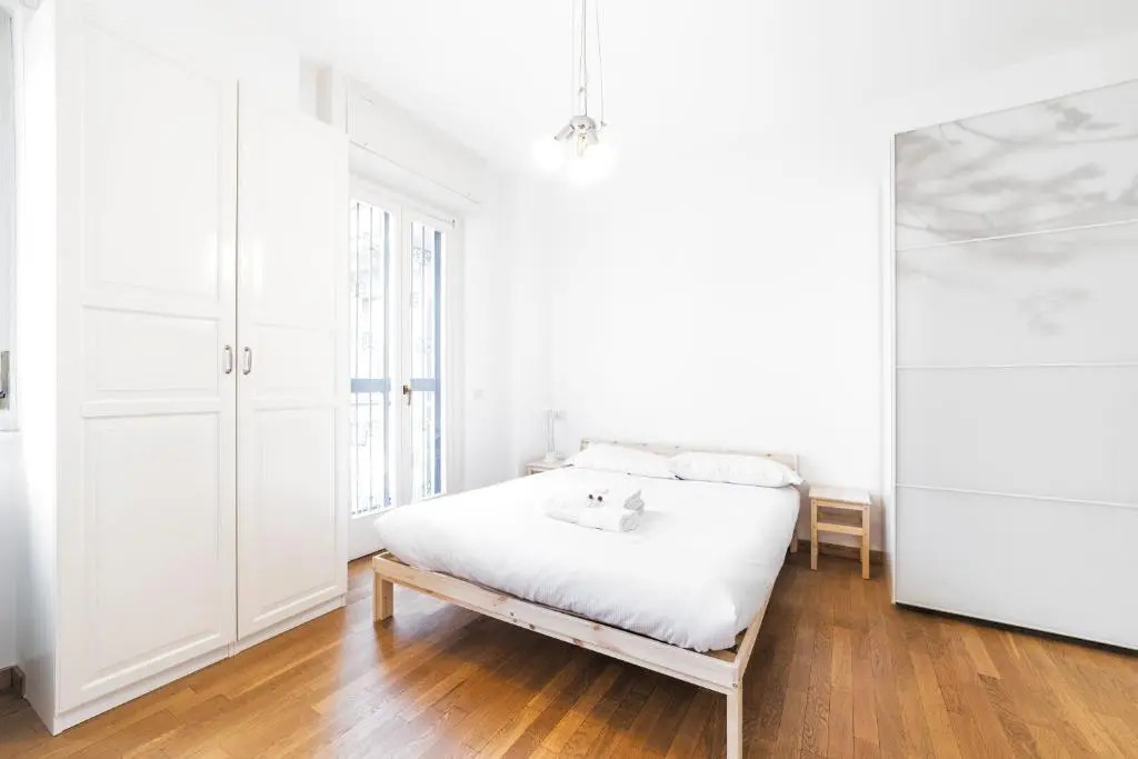 Loreto Elegant Flat