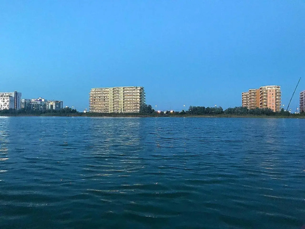Max - Mamaia Nord