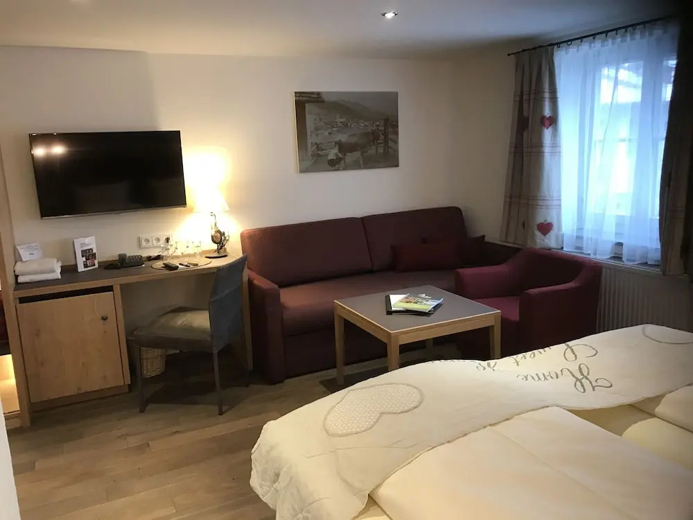Hotel Adler