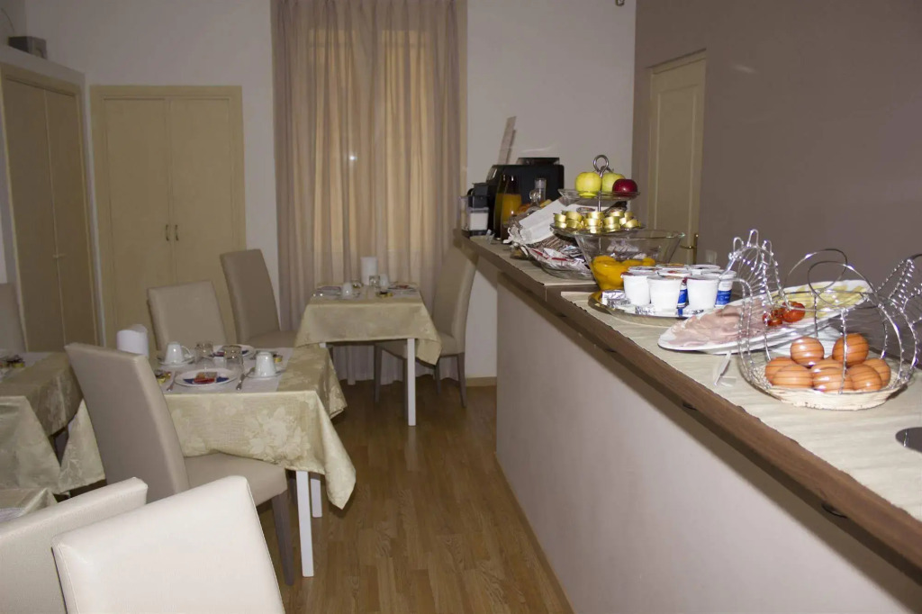 DG Prestige Room