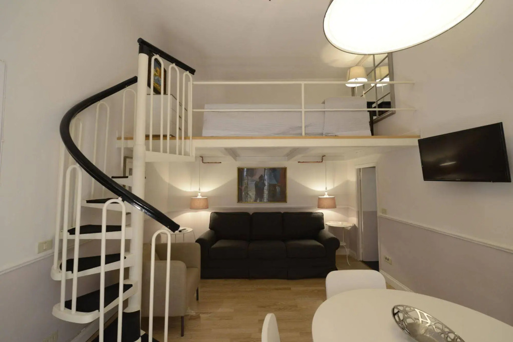 Roman Royal Rooms