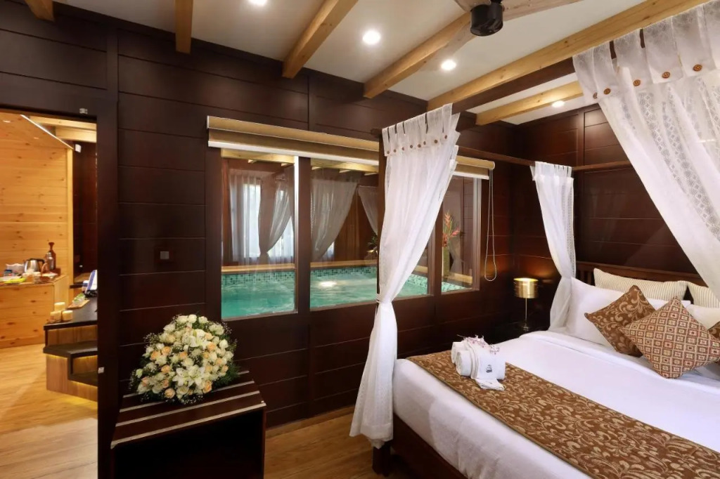 Maliekal Heritance Cherai Beach Cochin